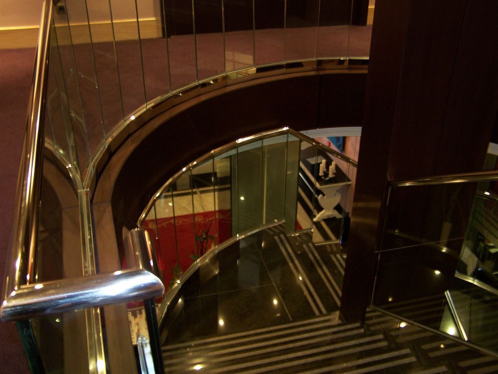Washington Parquesol Suites & Hotel Valladolid Eksteriør billede